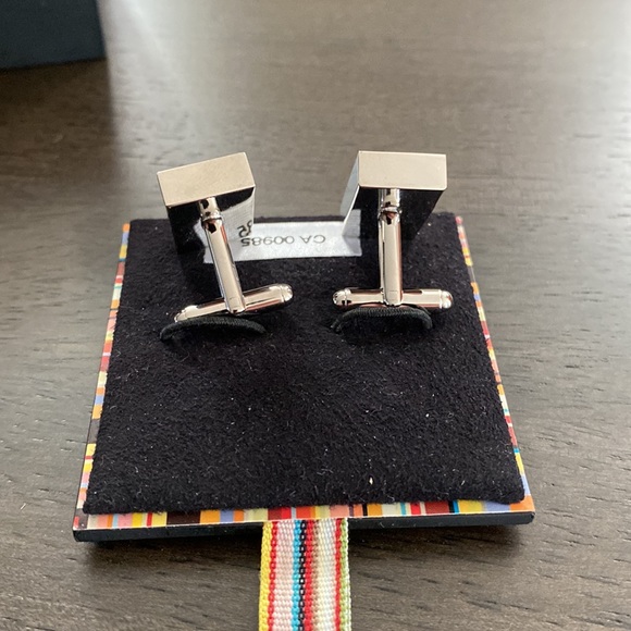 Paul Smith Naked Cowgirl Cufflinks - Picture 4 of 4